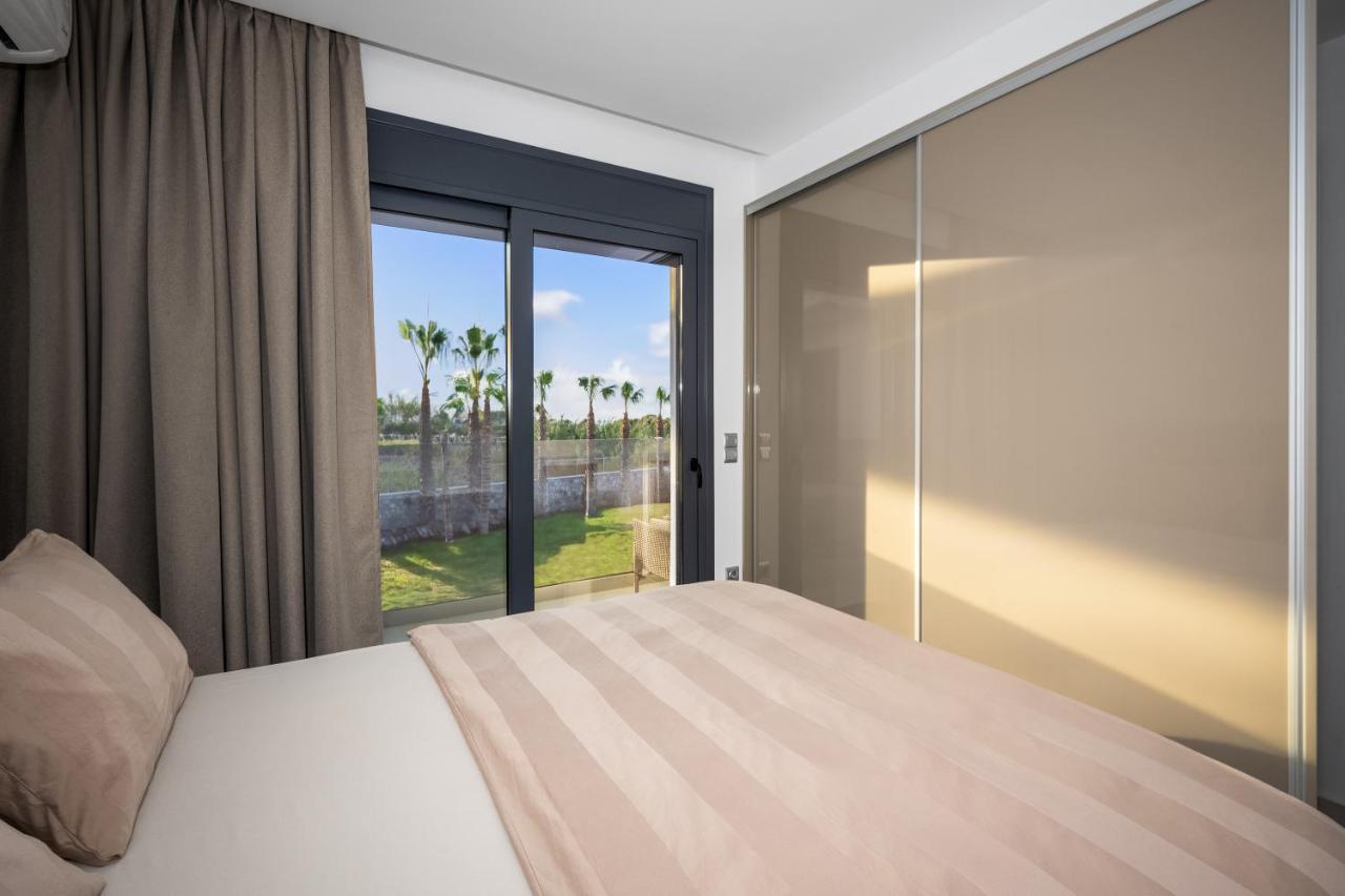 Penelope Beachfront Villa 클레마스티 외부 사진