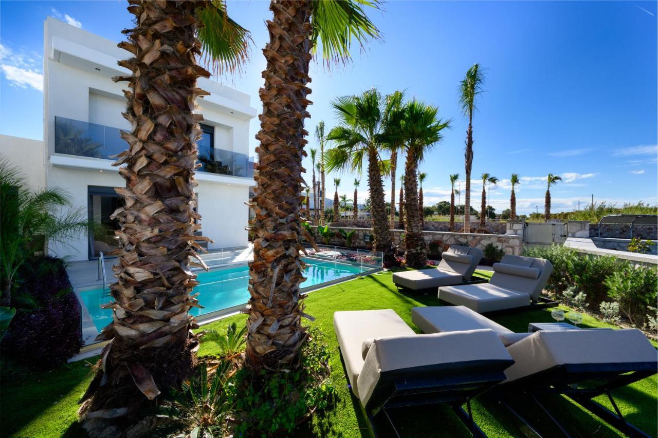 Penelope Beachfront Villa 클레마스티 외부 사진