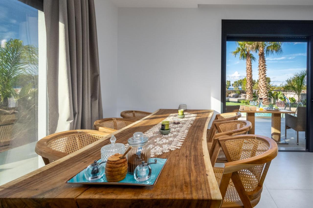 Penelope Beachfront Villa 클레마스티 외부 사진